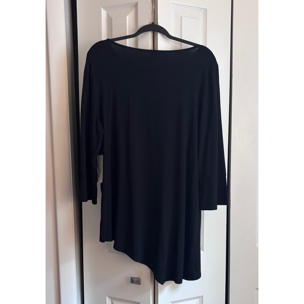 NWT Chico's Touch of Cool Asymmetrical Tunic Top L Black 3/4 Sleeve Stretch $50 - Picture 2 of 6